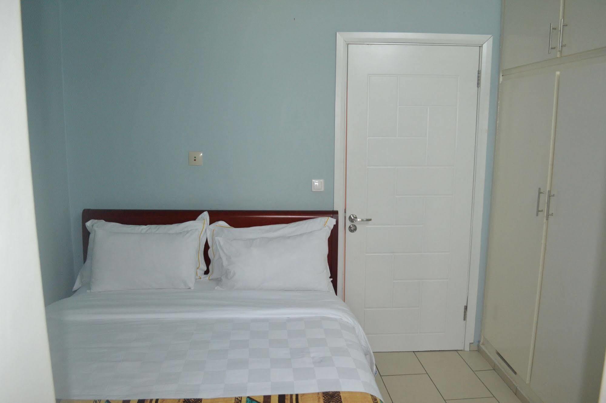Hotel La Falaise Bonanjo Douala Eksteriør bilde
